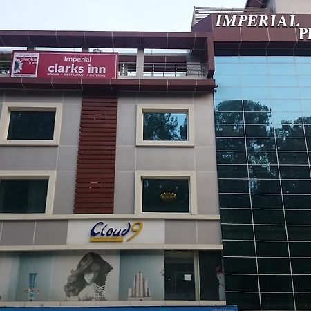 Imperial Clarks Inn Dehradun Exterior photo