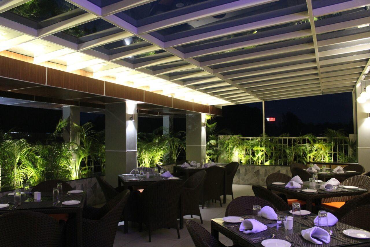 Imperial Clarks Inn Dehradun Exterior photo